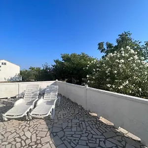 foglaljon itt