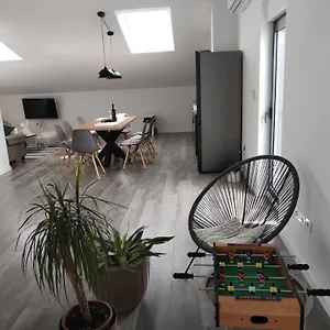 Ulika Apartment